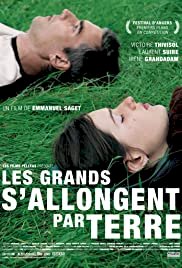 Les Grands S'Allongent Par Terre - Movie Poster Les Grands S'Allongent Par Terre - Movie Poster