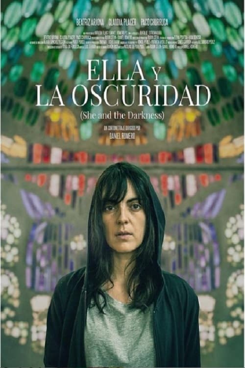 Ella y la oscuridad - Movie Poster