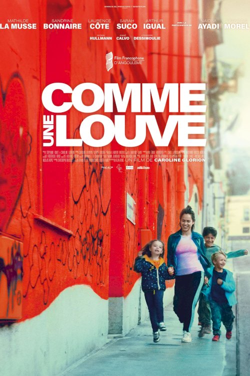 Comme une louve - Movie Poster Comme une louve - Movie Poster