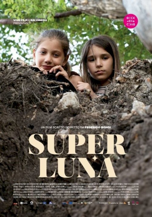 Superluna - Movie Poster Superluna - Movie Poster
